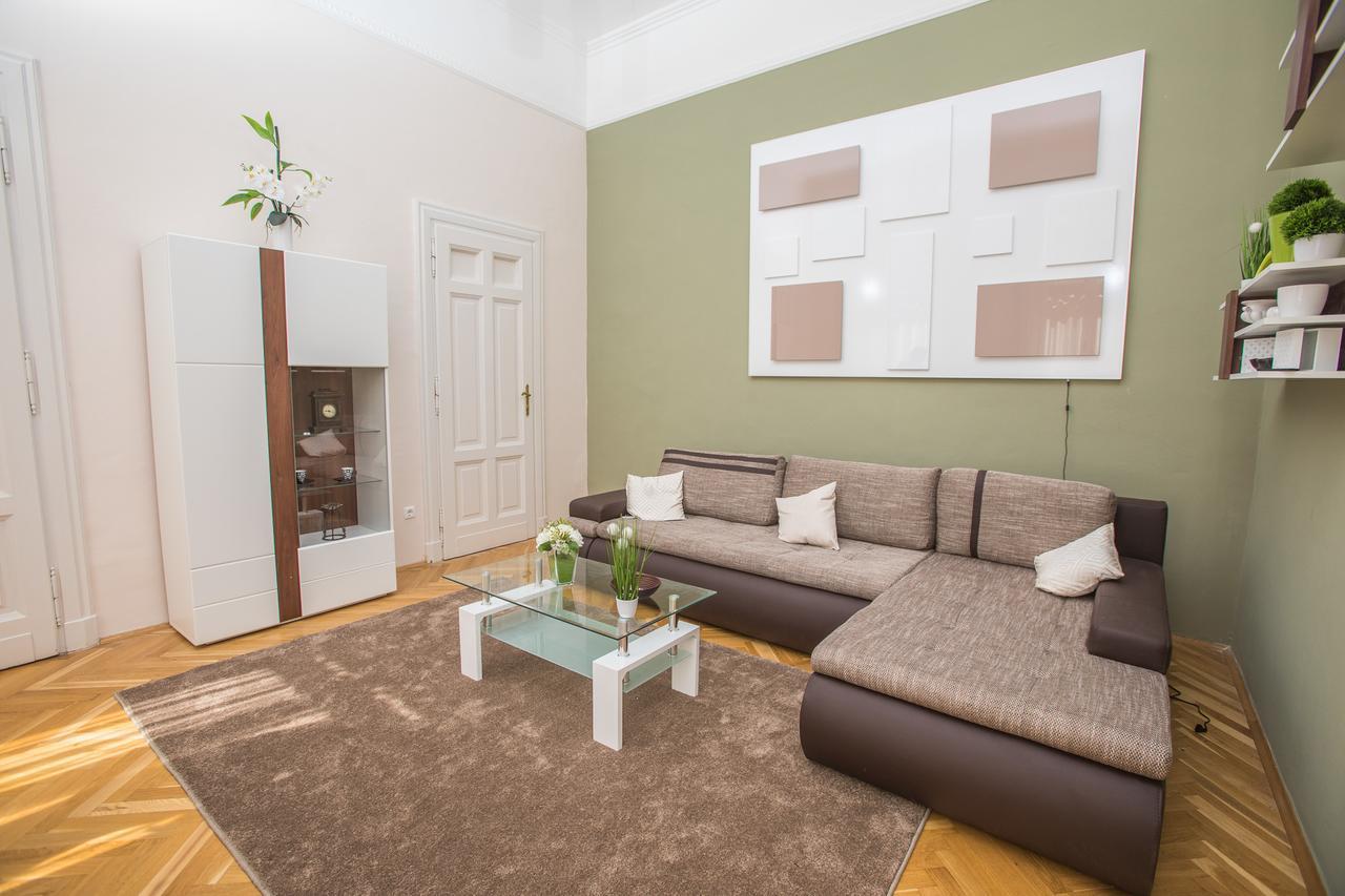 Novak Apartman Szeged Luaran gambar